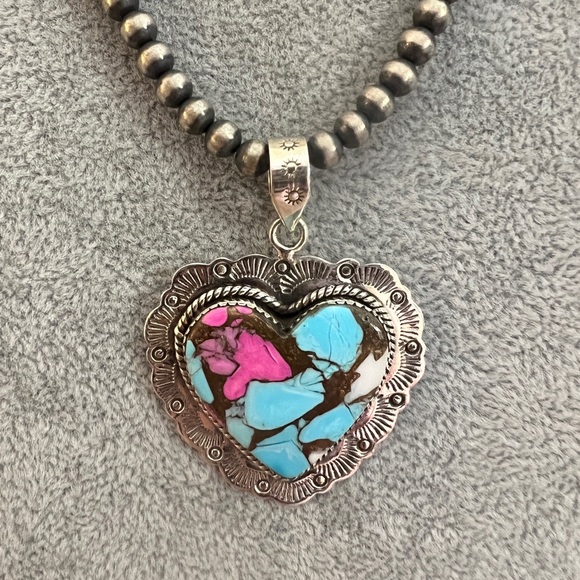 ❤️ Cotton Candy Turquoise Heart Statement Navajo Sterling Pendant 14 Gm / 2.03”L - Picture 4 of 12